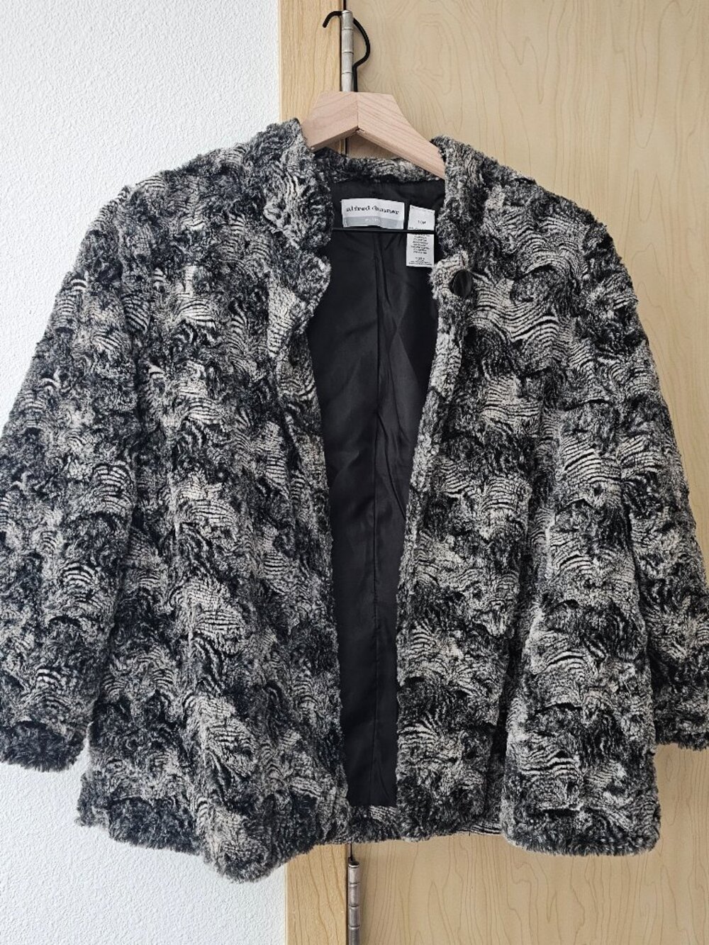 Alfred Dunner Plush Faux Fur Jacket Fuzzy Soft One Button Front Gray